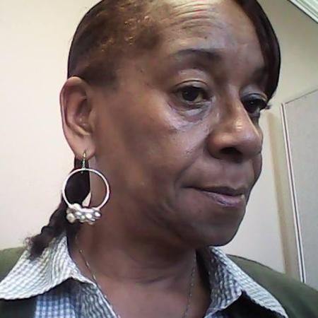 yvonne burkes's Classmates® Profile Photo