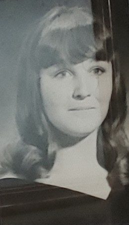 Debra Guyett's Classmates profile album