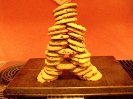 Eiffel Tower in chocolate chip cookies