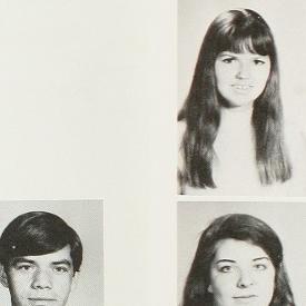 Linda Pfau's Classmates profile album