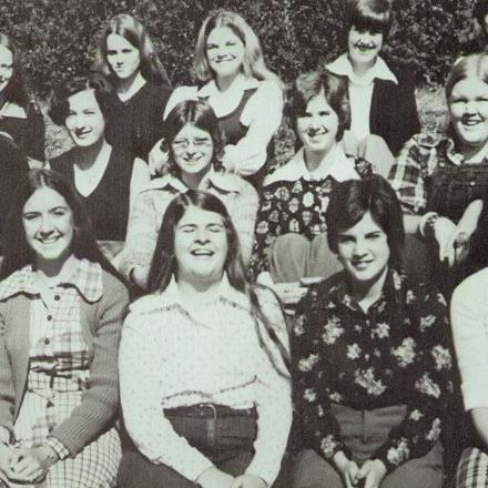 Carolyn Davis' Classmates profile album