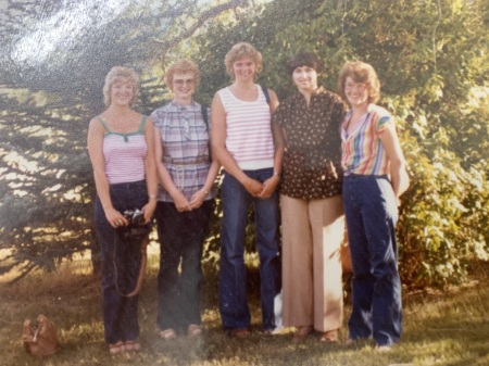 Vicki Hanson's Classmates profile album