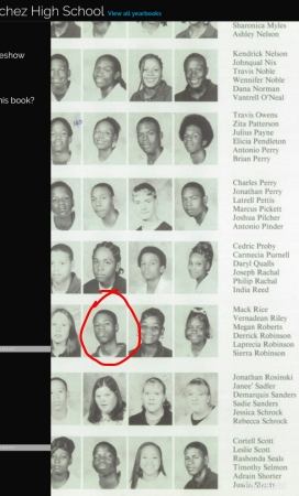 Derrick Robinson's Classmates profile album