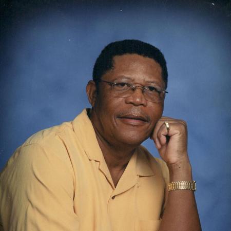 Earl K Spears's Classmates® Profile Photo