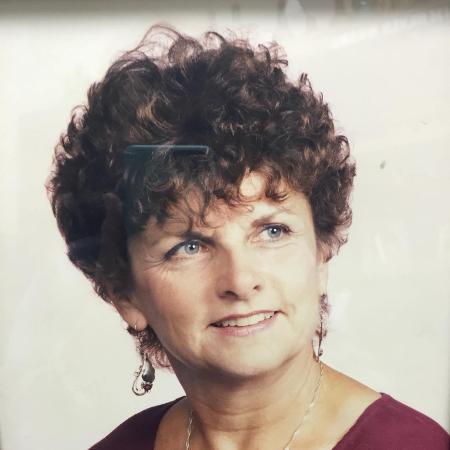 Susan Stockton's Classmates® Profile Photo