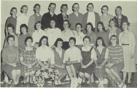 Linda Thaxter's Classmates profile album