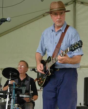 Bohemian Bob playing in 2013.