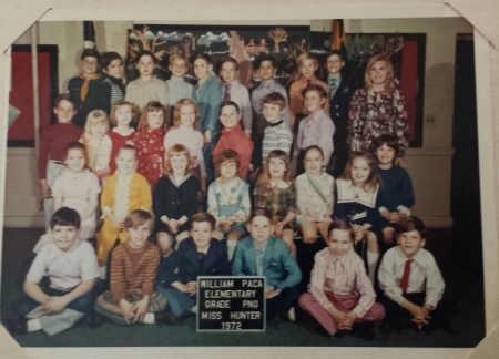 Miss Hunter's 2nd grade class 1972
