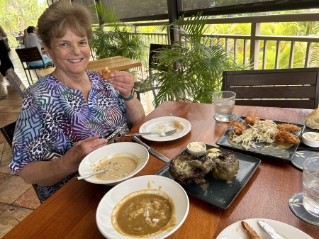 Maui lunch