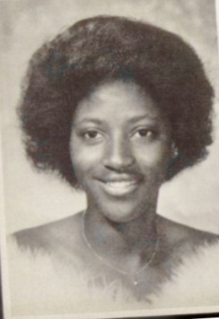 Gloria McCowan's Classmates profile album