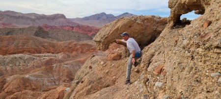 Cliff surfing Lake Mead 2021
