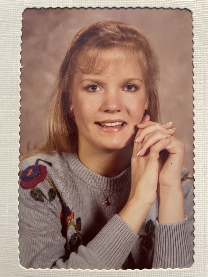 Suzanne Mark's Classmates profile album