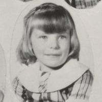 Carolyn Davis' Classmates profile album