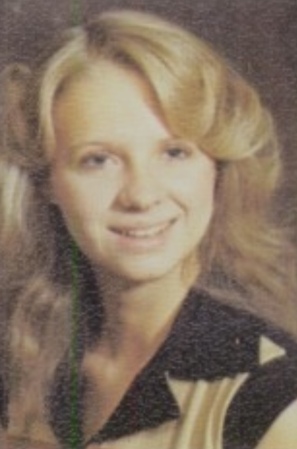 Debbie Matthews' Classmates profile album