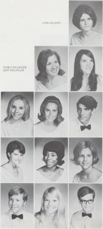 Debbie Dellinger's Classmates profile album