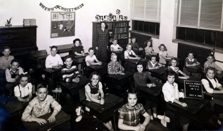 4th Grade Picture - Class of 1958