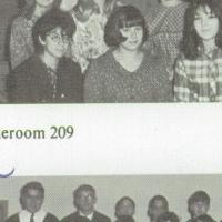 Wendy Hoechstetter's Classmates profile album