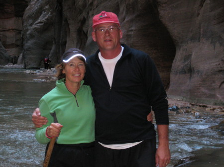 Hiking the Zion Narrows