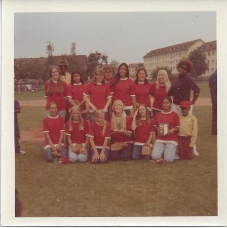 Scweinfurt AYA Softball team, 1972