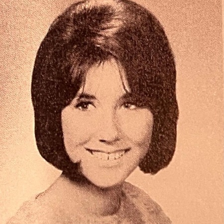 Judy Bracken-Commissaris' Classmates profile album
