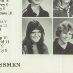 Lisa Hawkins' Classmates profile album