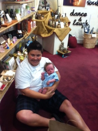 Jill shopping with McKinley at 5 weeks