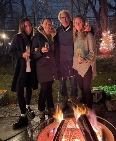 Firey nieces & uncle, Christmas 2021