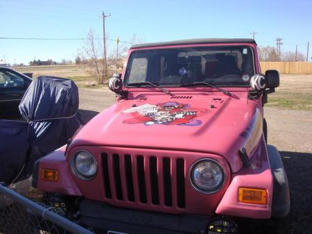 I'm a harley and a jeep girl :)