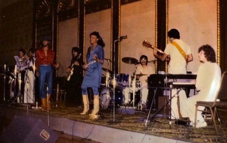 Prism band, 1979