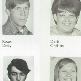 Barbara Davis' Classmates profile album