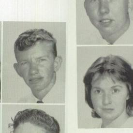 Linda Mills' Classmates profile album