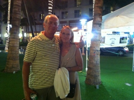 Rick & I in Honolulu...our favorite palace !