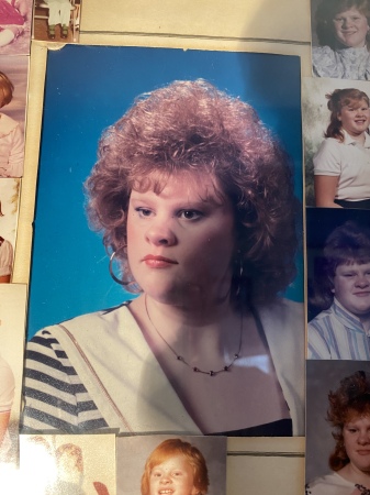 Becky Phillips' Classmates profile album