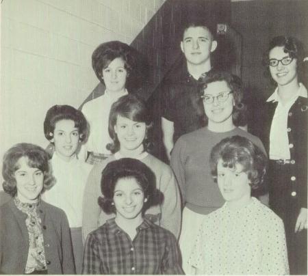 Suzanne Adams' Classmates profile album