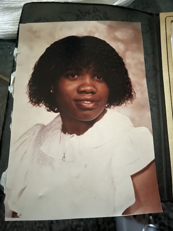 Lorraine Strickland's Classmates profile album