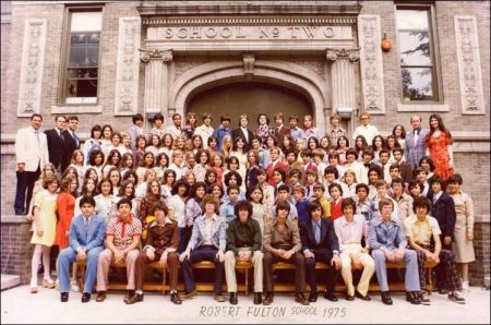 1975 Robert Fulton graduating class