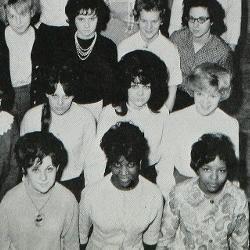 Lynda Flanagan's Classmates profile album