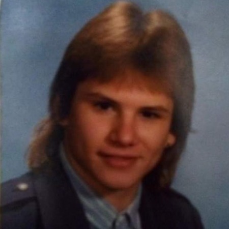 Neal Brokaw's Classmates profile album