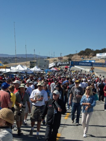 prerace startikg grid Laguna Seca