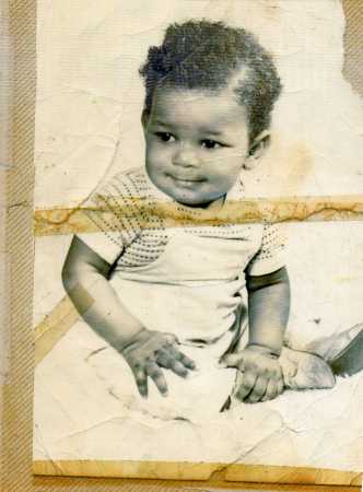 JAMES  JR AT 6MTHS OLD......YEAH THIS ME.