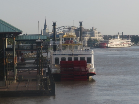 steamboating down the Mississippi