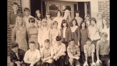 Pam Bywaters' Classmates profile album