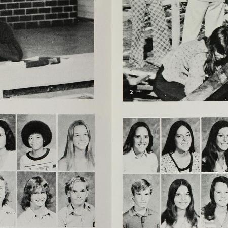 Phyllis Davis' Classmates profile album