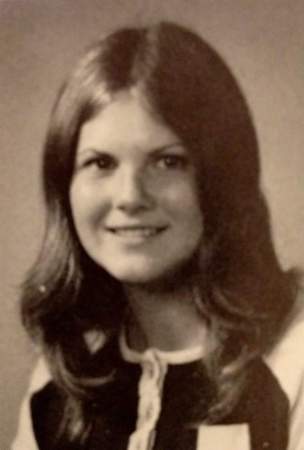 Rebecca Huff Fulton's Classmates profile album