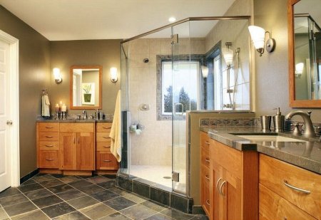 Craftsman Master Bathroom