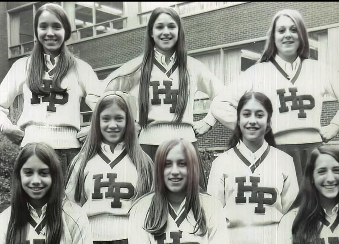 Debbie Phillips' Classmates profile album