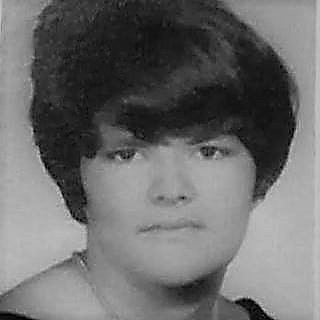 Marilyn Barrett's Classmates profile album