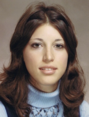 Bev Papas' Classmates profile album