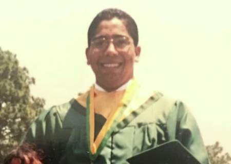 Mario Bonilla's Classmates profile album