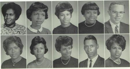 Walter Roberts' Classmates profile album